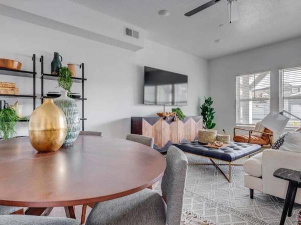 $1,324 / 1br - 684ft2 - Fitness Center with Top-of-the-Line Equipment, Pet Friendly (Herriman)63671007779459124