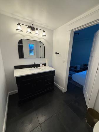 Studio in Bayside 1