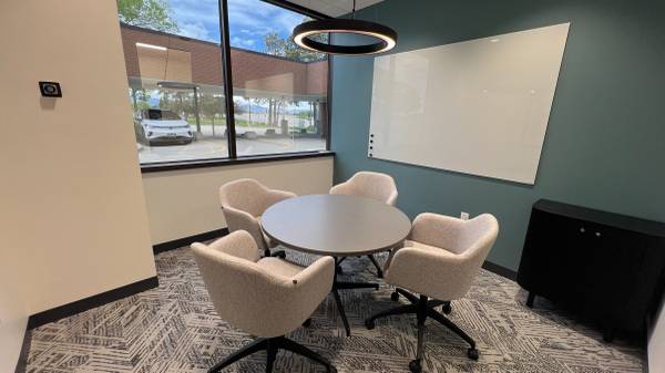 $30 PROFESSIONAL MEETING ROOMS FOR RENT - $30/HOUR - SEATS 1-18 (Westminster, CO)63679424085761122