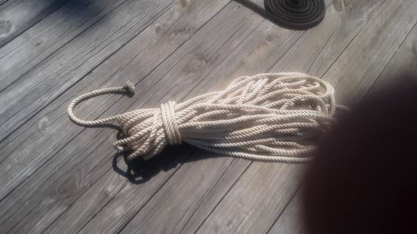 165 ft 7/16 Three strand nylon achor rode 1