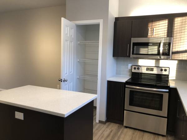 $2,579 / 2br - 1359ft2 - Beaverton's finest! 2 bed, 2 bath in a can't-miss location. (Beaverton - Nike)63820795499009121