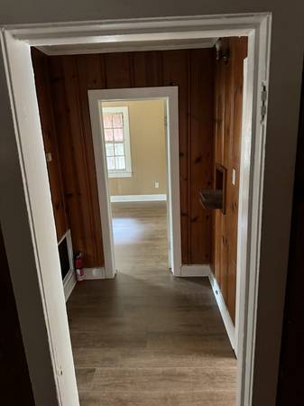 $900.00 / 3br - Charming Single Unit in Baton Rouge | 5852 Byron St | $900/mo63902820146434122