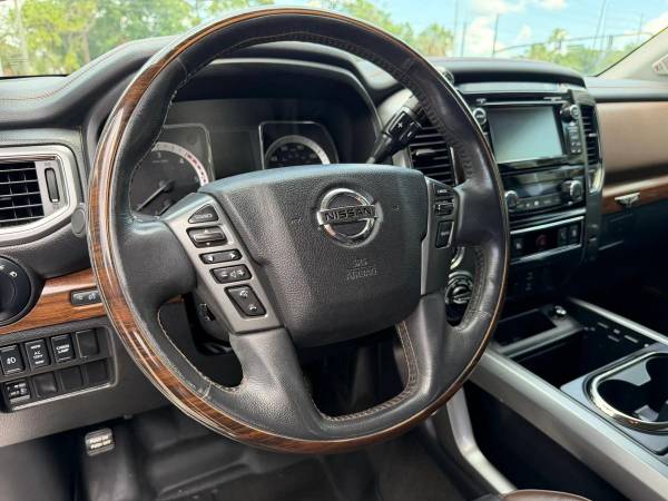 2017 Nissan TITAN XD Crew - Photo 7