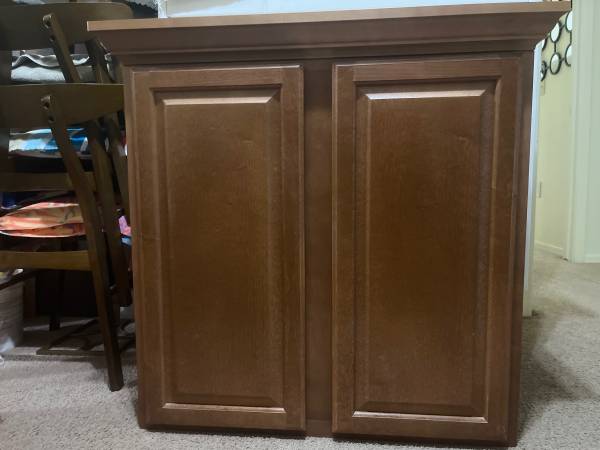 Upper cabinet 1