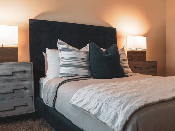 2BR 1.5BA ready for ASAP move in! Apply now before its GONE! 1