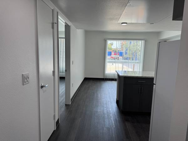 $1,895 / 1br - Apartamentos Vista Lane (San Ysidro)63657292439553122