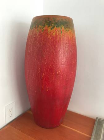 Very tall wood floor vase 1