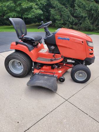 2016 Simplicity Prestige Lawn Mower with Snow Blower 1