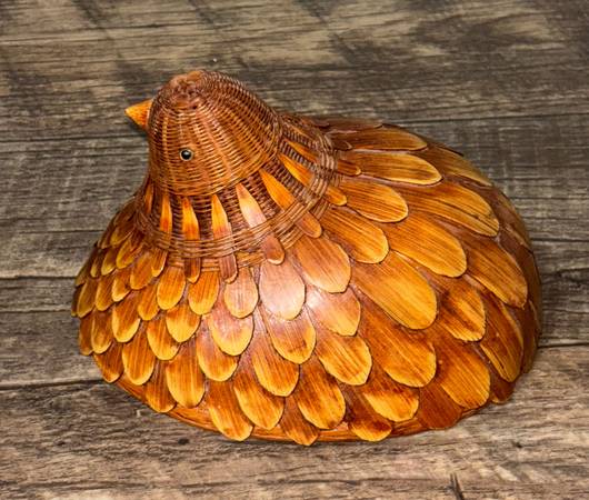 Vtg Shanghai MCM Wicker/Rattan Quail Basket Great Condition 1