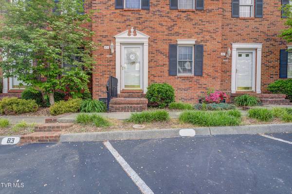 $212,800 / 2br - 1152ft2 - 400 Sunset Drive unit: P83, Johnson City, TN (400 Sunset Drive unit: P83)64182684689281120