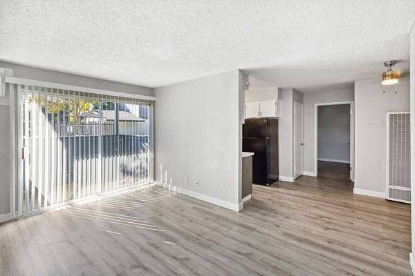 $2,205 / 2br - 759ft2 - Love Where You Live – Discover Renew Aster Today. (pittsburg / antioch)63845956279297121