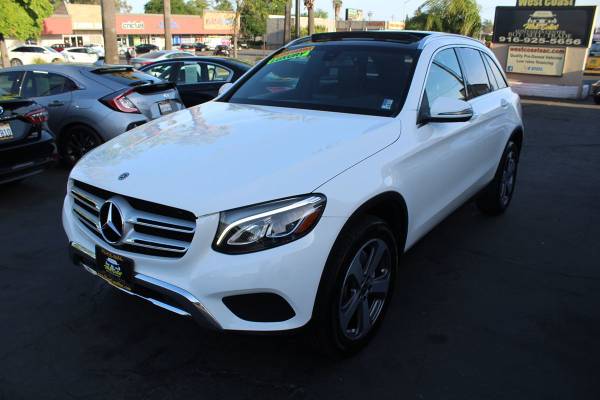 2019 Mercedes-Benz GLC 300 4MATIC SUV blanca polar - $18.993 (LLAME AL 510-256-3597 PARA VER DISPONIBILIDAD)63438840219521123