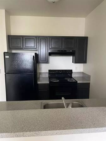 $1,336 / 1br - 579ft2 - We love your pets! They'll love our community! Tour today! (Vancouver)63820909596803122
