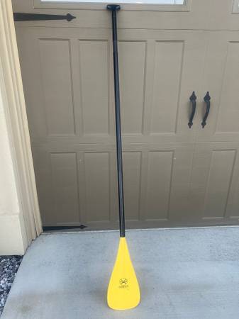Warner Stand-up Paddle Board paddle. 1