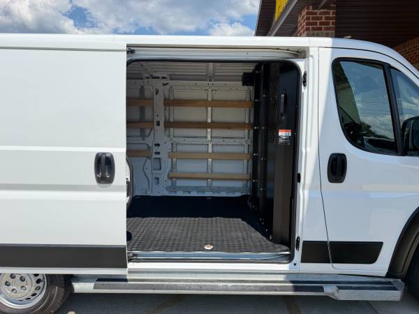 2025 RAM ProMaster 2500 - Photo 8