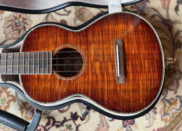 Collings Tenor Ukulele UT3K-41 1