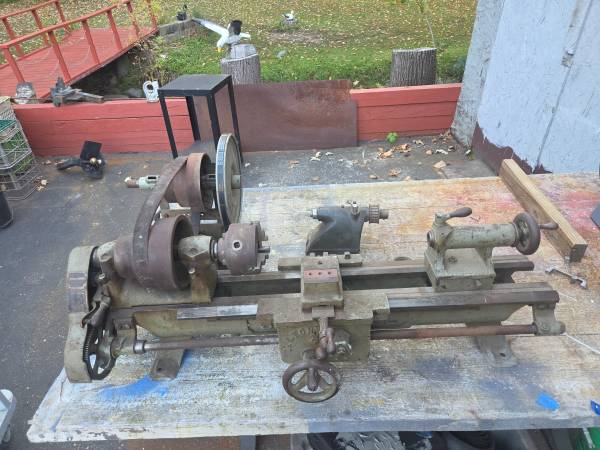 Dalton  T - L  Lathe 1