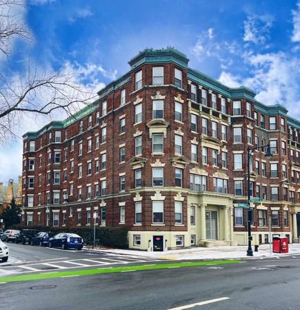 $3,400 / 2br - Apartamento de 2 habitaciones y 1 baño en Allston | Commonwealth Ave (Allston)63871206610817120