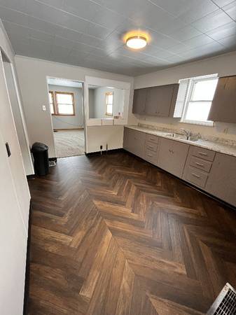 $975.00 / 2br - 900ft2 - Cozy 2 Bed, 1 Bath Home in Cambridge | $975/mo63891212716546122