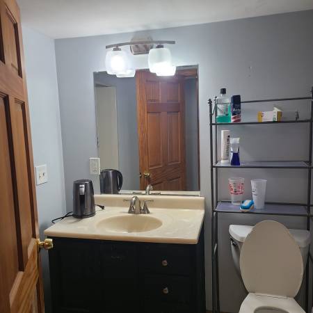 $750 Room for rent (Billerica)63196311739395122