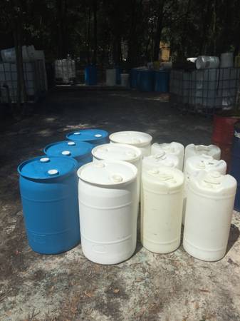 55 gallon plastic barrels new lower price - $10 (Fort White Florida)62974823552771123