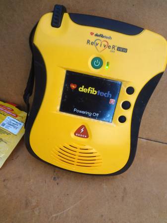 ꙮ Defibtech DDU-C2300EN Reviver 1