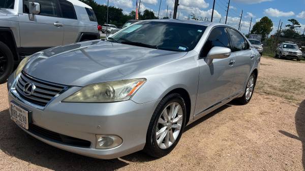 2011 Lexus ES-350 Silver 1