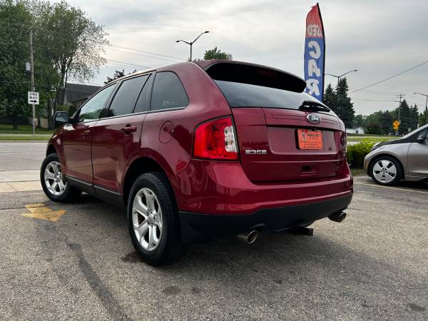 2014 Ford Edge SEL AWD, 117k miles, Financing/Warranty available - $8,995 (Kenosha)63470432278913124