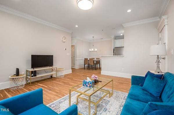 $1,426 / 1br - 760ft2 - Well-maintained 1-bedroom, 1.5-bath unit (Cary)63685979298691121