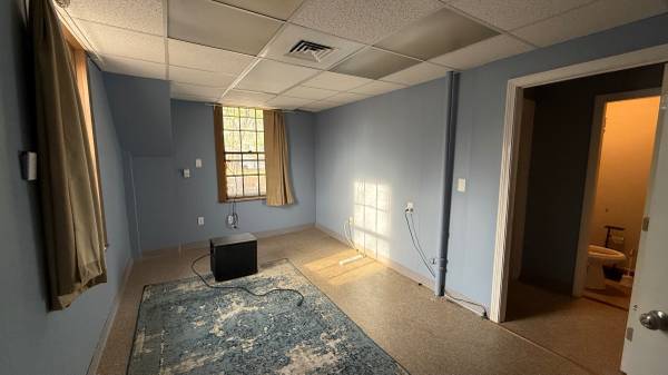 $599 / 300ft2 - Boston metro west office space , massage therapist/ Reiki /Acupuncture (Sudbury)63810013646465120