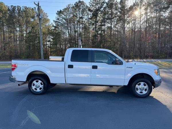 2011 Ford F-150 XLT Crew Pickup 4x4 - $7,000 (Loganville)63621080406787121