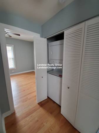 $1,750 / 1br - IN-UNIT LAUNDRY 1 BED NEWLY REGUTTED SS APPL CENTRAL A/C D/W CATS OKAY (Rogers Park)64041641519107121