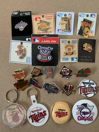 Lot of Minnesota Twins Pins 1