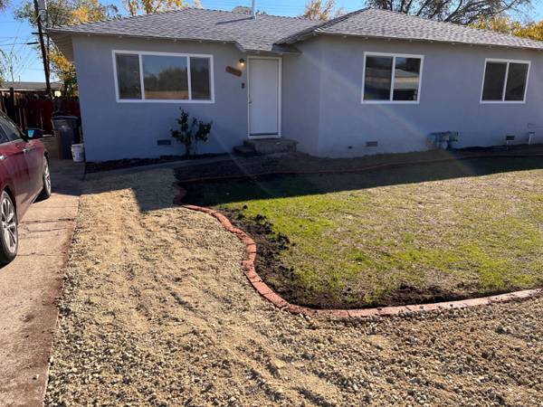 $1645.00 / 2br - 850ft2 - 2 bed / 1 bath - LARGE yard and PET friendly!63972381509122120