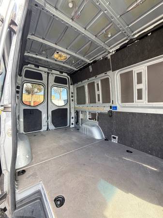 2019 Mercedes Benz Sprinter144wb - Photo 9