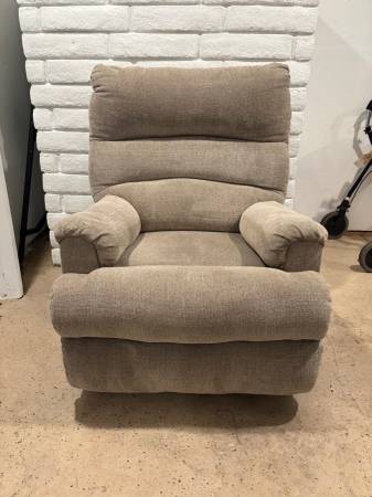 RECLINER 1