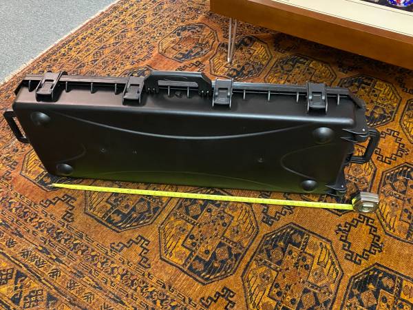 XHL Guitarra Eléctrica / Funda de Transporte Impermeable con Ruedas - NUEVA - $200 (San Diego Pacific Beach)63436948957313123