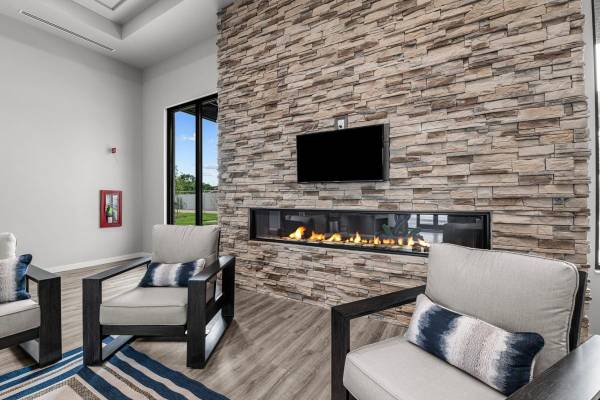 $1,530 / 2br - 919ft2 - Playground, Clubhouse, On-Site Management, Common Area WiFi (Nampa)63981533572354124