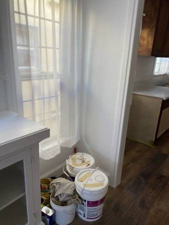 $2,000 / 1br - 1200ft2 - 1 bed 1 bath large unit (Los Angeles)63701034779137124