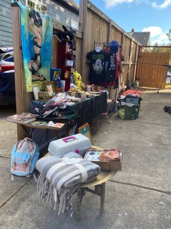Yard sale photo