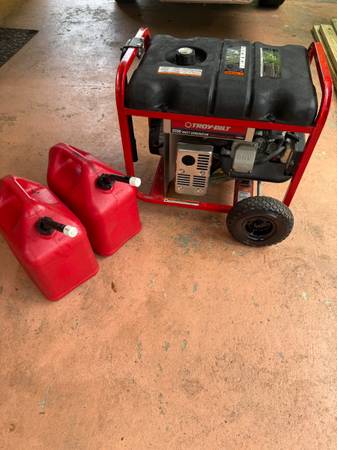 TROYBILT 5500 WATTS PORTABLE GENERATOR EXCELLENT RUNNING CONDITION - $44562973883546881120