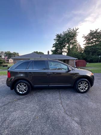 2011 Ford edge limited AWD - $6,000 (Murfreesboro)63621422497153123