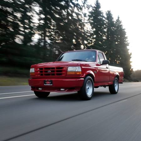 1993 Ford F-150 SVT Lightning - Photo 2