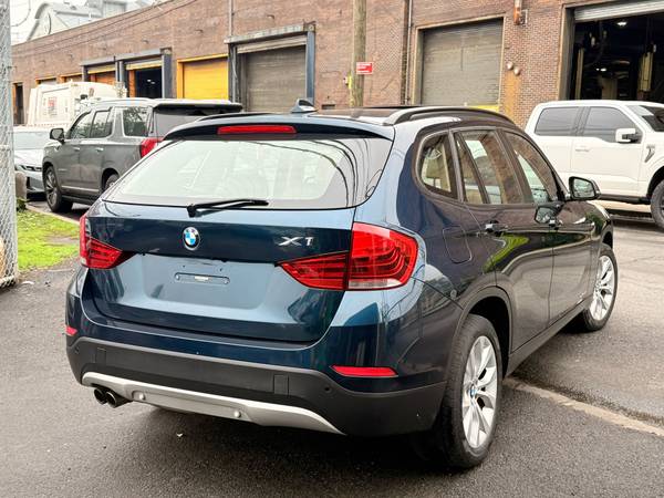 2014 BMW X1 xDrive28i AWD w/Navigation Camera 104k - $6,700 (Brooklyn)63654717694977123