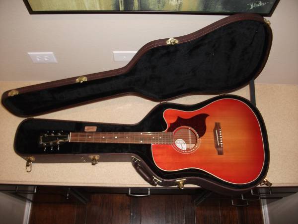 Gibson Hummingbird Mahogony M Avante Garde Light Cherry Sunburst 1