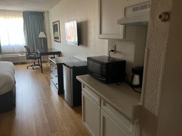 $349 / 1br - 325ft2 - Weekly Furnished Studio Including All Utilities, No Lease Needed! (FM1417 and US Highway 75)63656566923777123