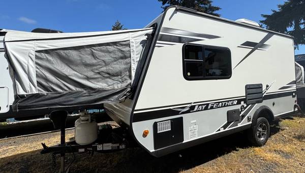 2021 Jayco Jay Feather X17Z – Two Opposing Pop-Outs, Sleeps 7 1