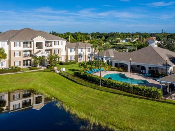 $1,450 / 2hab - 857ft2 - Gestión en el lugar, Casa club, Control de plagas (3502 D'AVINCI WAY, MELBOURNE, FL)63823721514883123