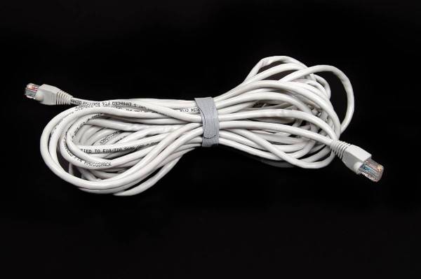 Radio Shack CAT 5 Enhanced RJ-45 Ethernet Cable 25 Ft 1