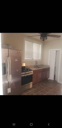 $1,700 / 3br - 1500ft2 - Newly Rehabbed Spacious Apartment (South Shore)64041645913986123